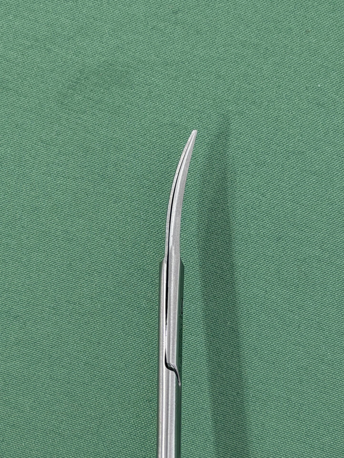 Tubingen Pro iris Delicate Curved 11.5cm TC